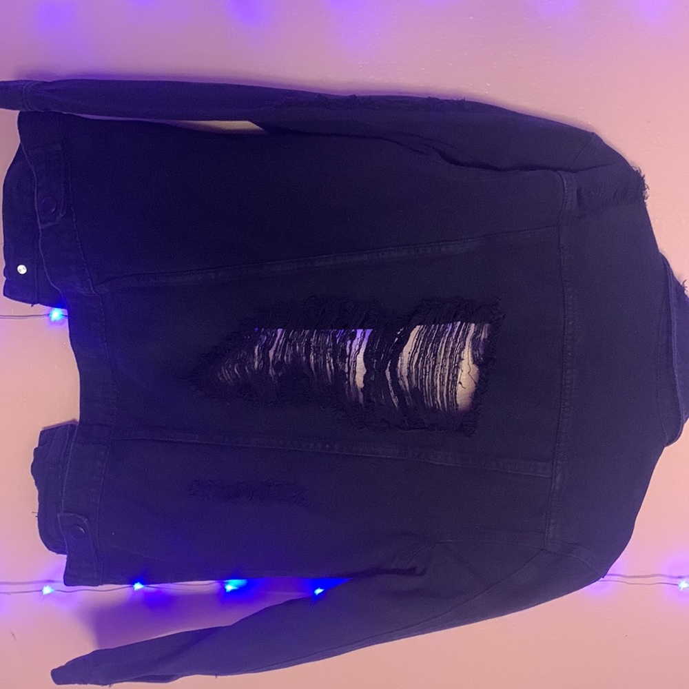 Black Denim Ripped Jacket - Picture 4 of 5